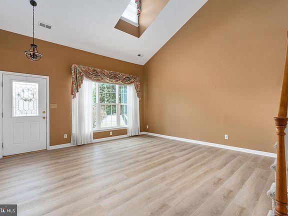 5th image of 4303 Turnberry Dr