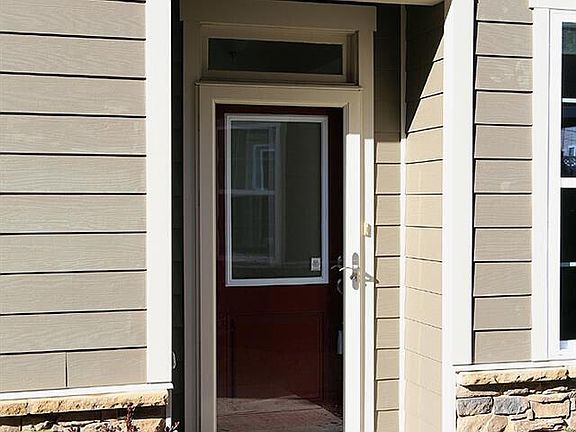 3rd image of 446 Methven Grove Dr