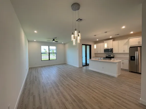 14215 SW Solange St, Port Saint Lucie, FL 34987