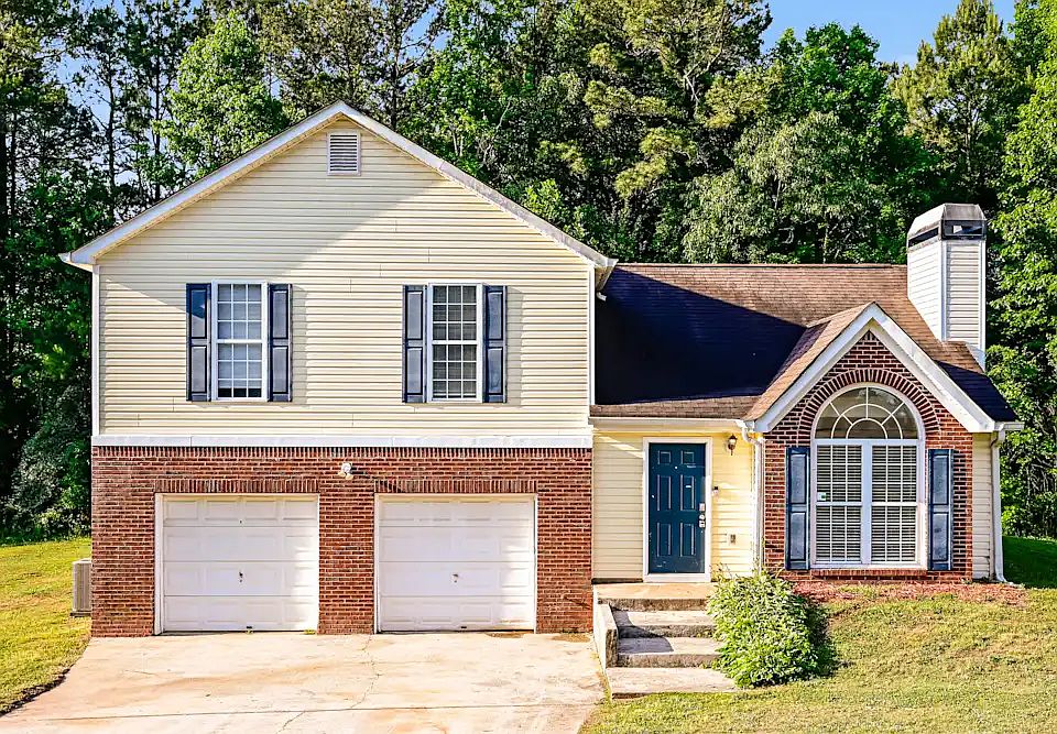 1st image of 190 Windsor Cir