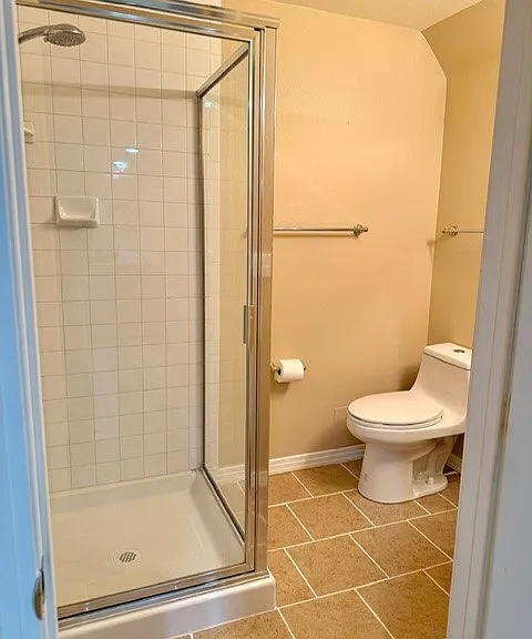 554 S Elm St — Photo 23