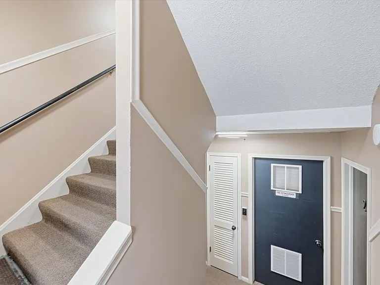 734 S 50th St #3 — Photo 15