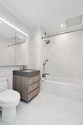 Rented by REAL New York | media 3