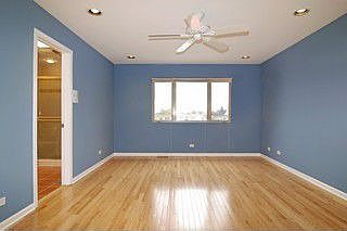2nd image of 210 Des Plaines Ave Unit C