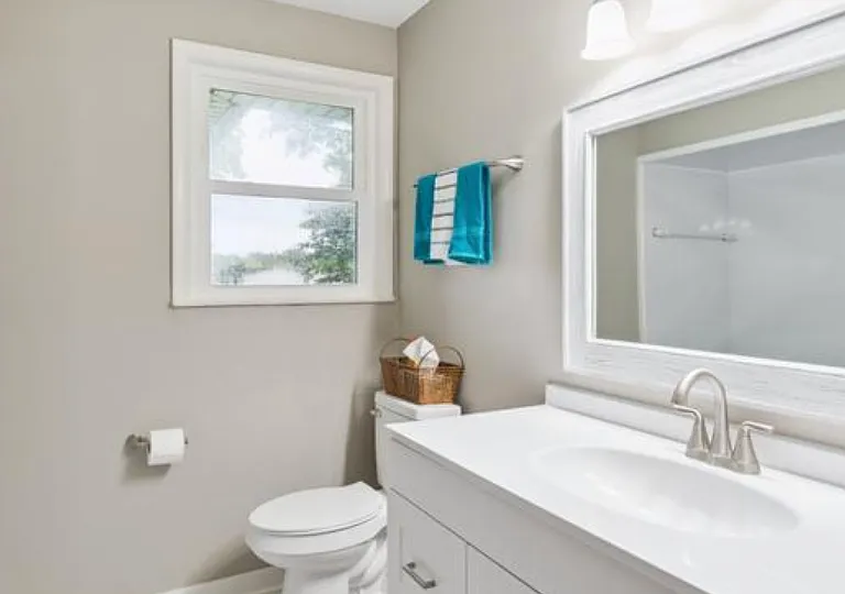 801 Lemont Dr — Photo 17