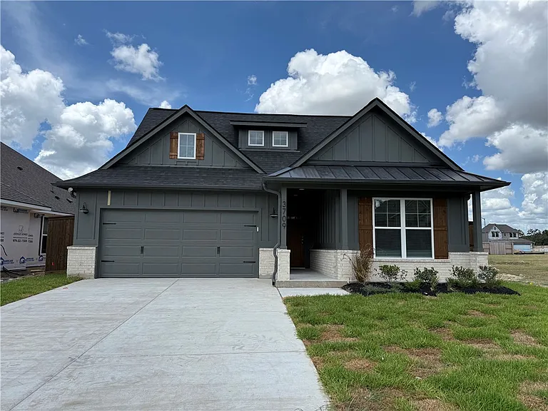 3709 Lamar Hollow Ct — Photo 1