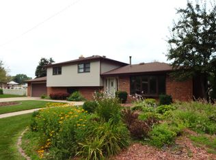 12456 S McVickers Ave, Palos Heights, IL