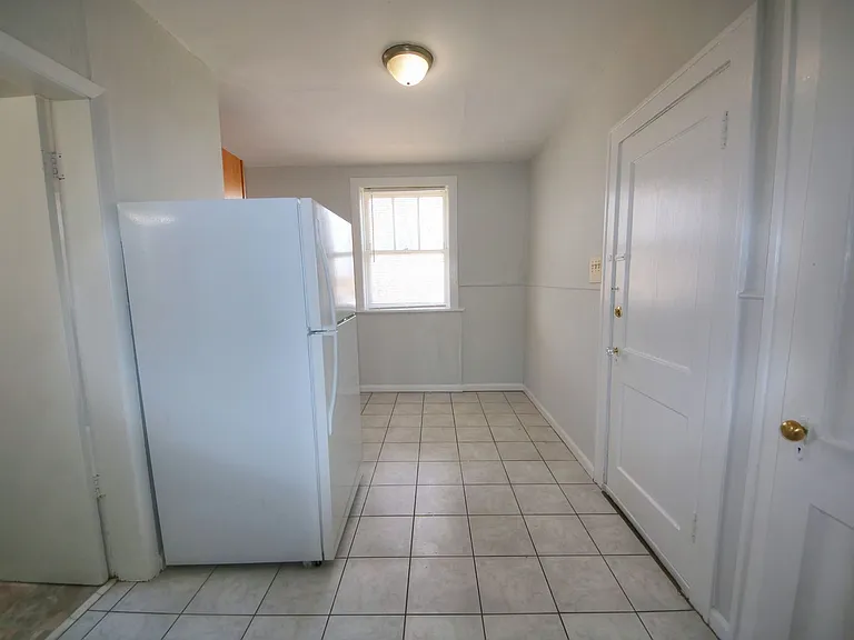 4925-4927 Eichelberger St. — Photo 10