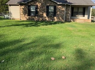 609 Pleasant Hill Dr, La Vergne, TN 37086