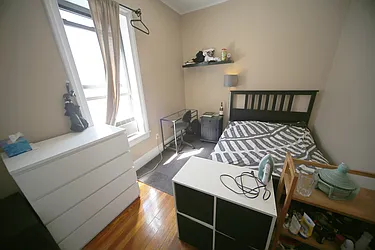 Rented by Metropolitan Realty