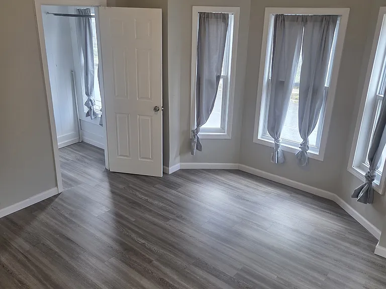 151 Ray St #1 — Photo 5