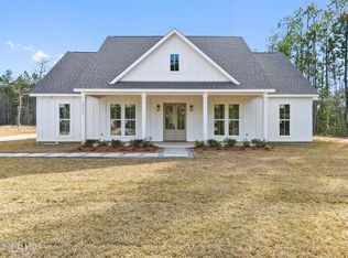 13401 Cox Rd, Ocean Springs, MS 39565