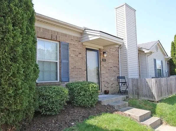 586 Goldon Trophy Trl, Lexington, KY 40514