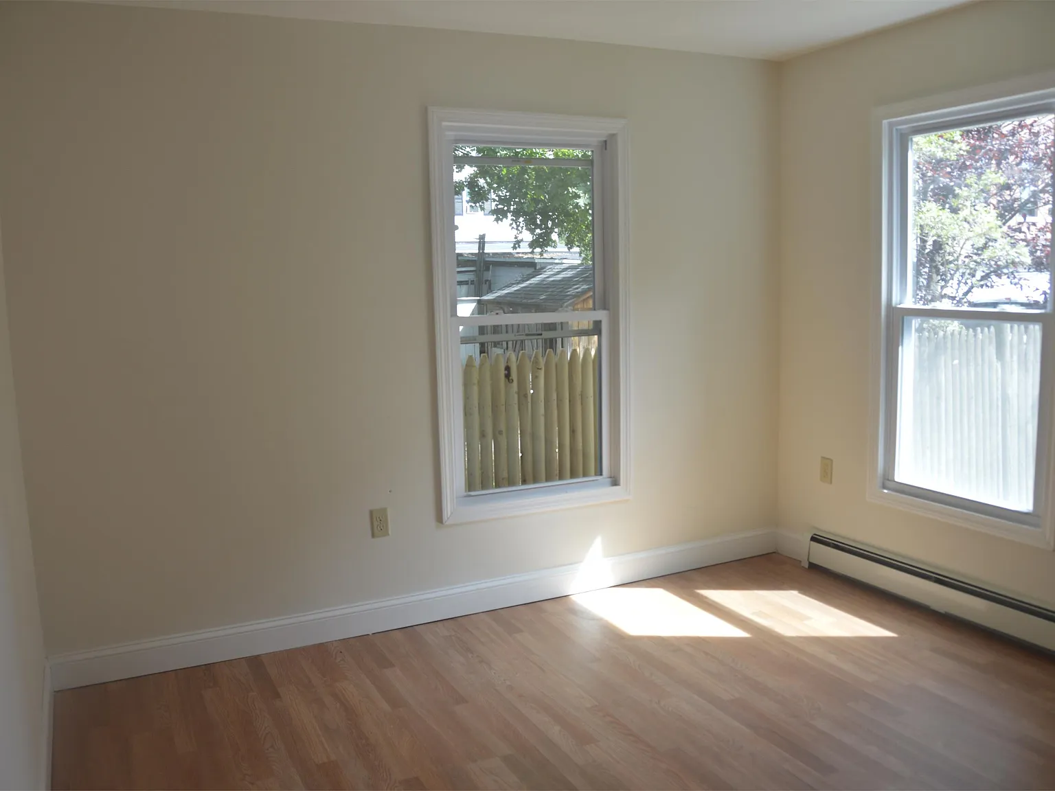 429 Central Street - 1R — Photo 3