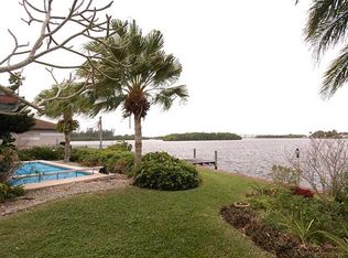 176 SW Cabana Point Cir, Stuart, FL 34994