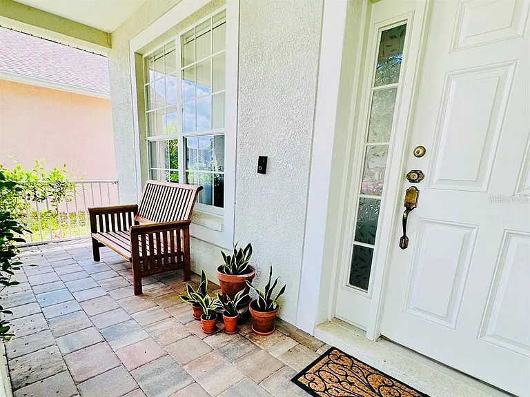 24900 Oakhaven Ct — Photo 10