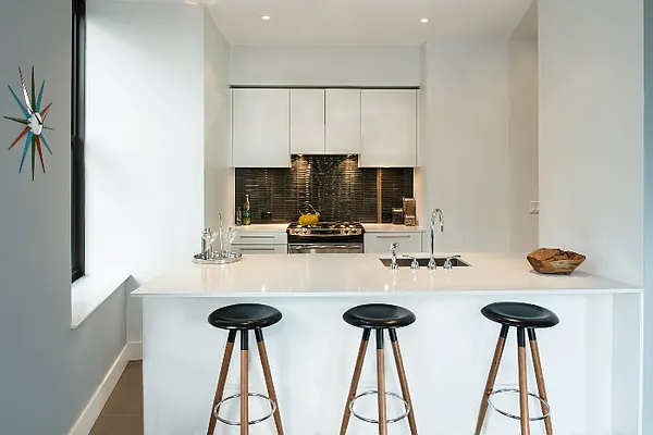 Rented by 25 Broad (LCOR) | media 9