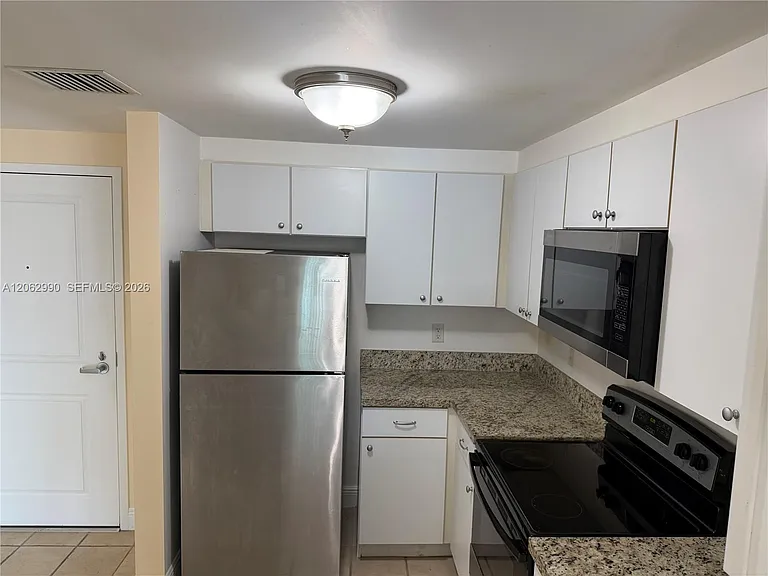 1250 S Miami Ave #1912 — Photo 2