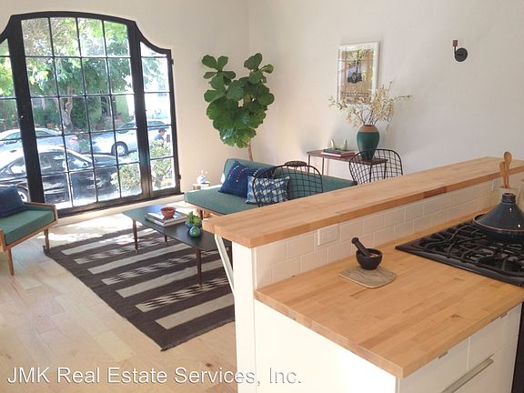 2nd image of 414 N Curson Ave APT 200