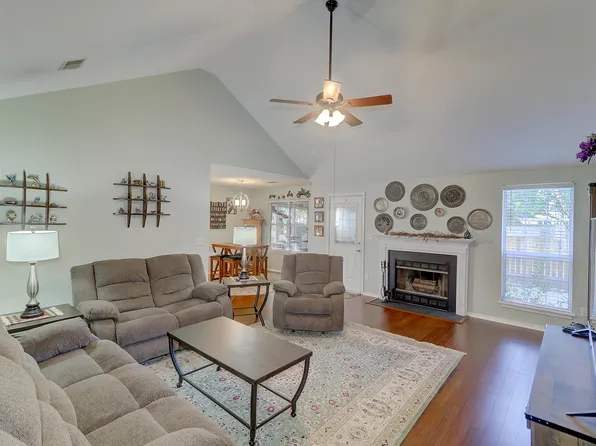 2884 Moss Oak Ln, Charleston, SC 29414
