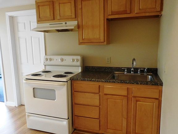 fresh paint, flooring, carpet