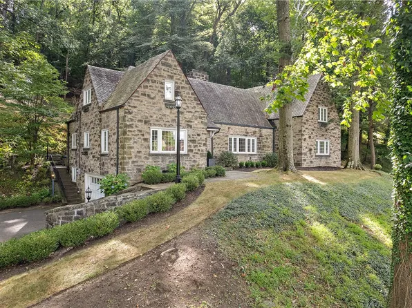 714 Irwin Dr, Sewickley, PA 15143