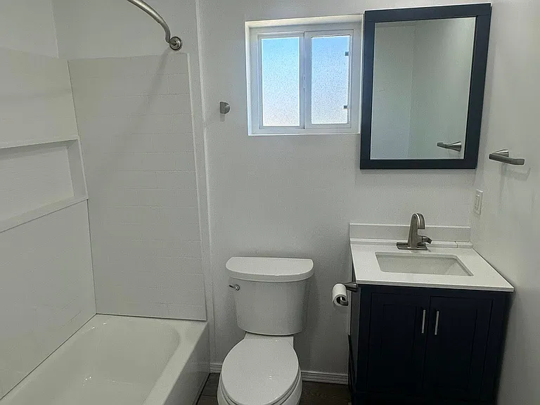 306 W Gila St — Photo 9