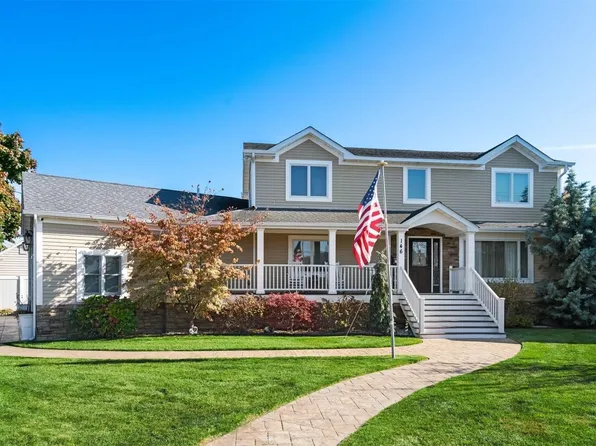 146 E Shore Drive, Massapequa, NY 11758