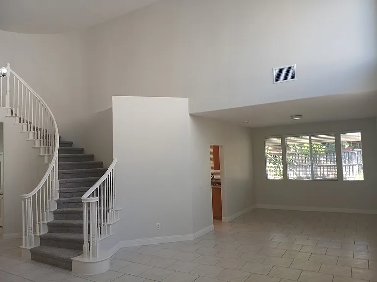 9394 Live Oak Dr — Photo 2