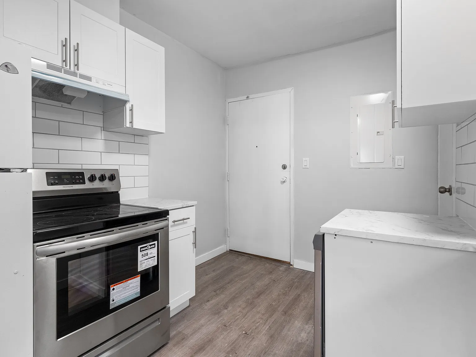 2 bed, $1,650 — Photo 3