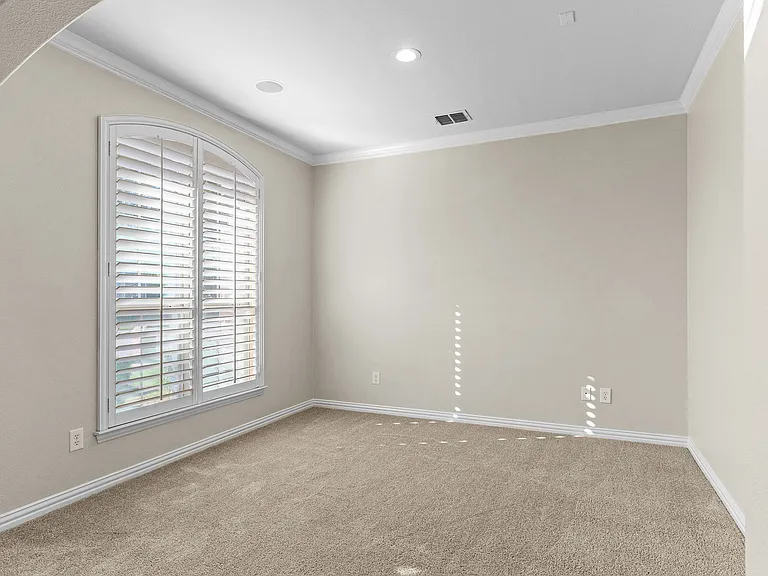 4542 Carraway Dr — Photo 8