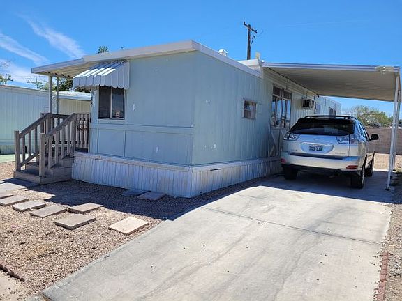 2nd image of 2038 Palm St Space 37
