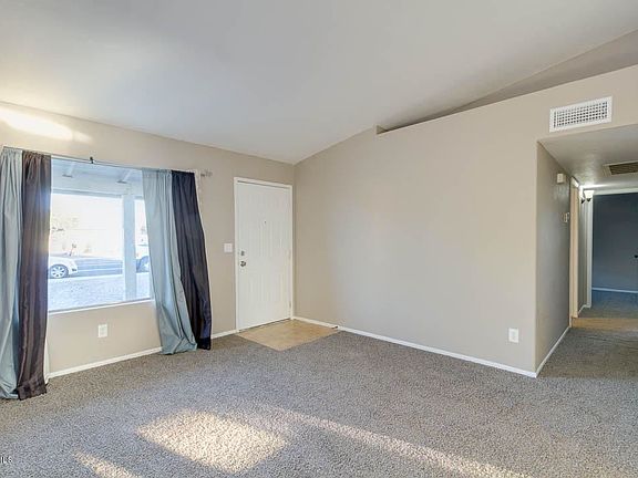 5th image of 1552 N Sterling