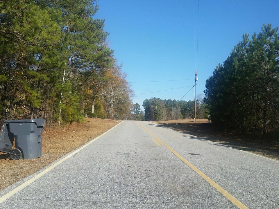 2nd image of 440 Trice Rd