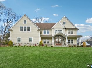 79 Ryerson Ave, Oakland, NJ 07436