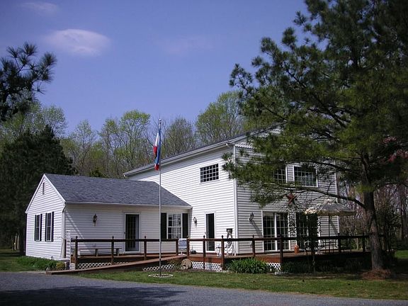 Welcome to 16586 Gravel Hill Road, Milto