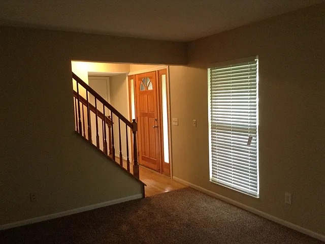 4838 Dartmouth Dr — Photo 7
