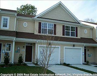 2nd image of 2004 Paramont Ave