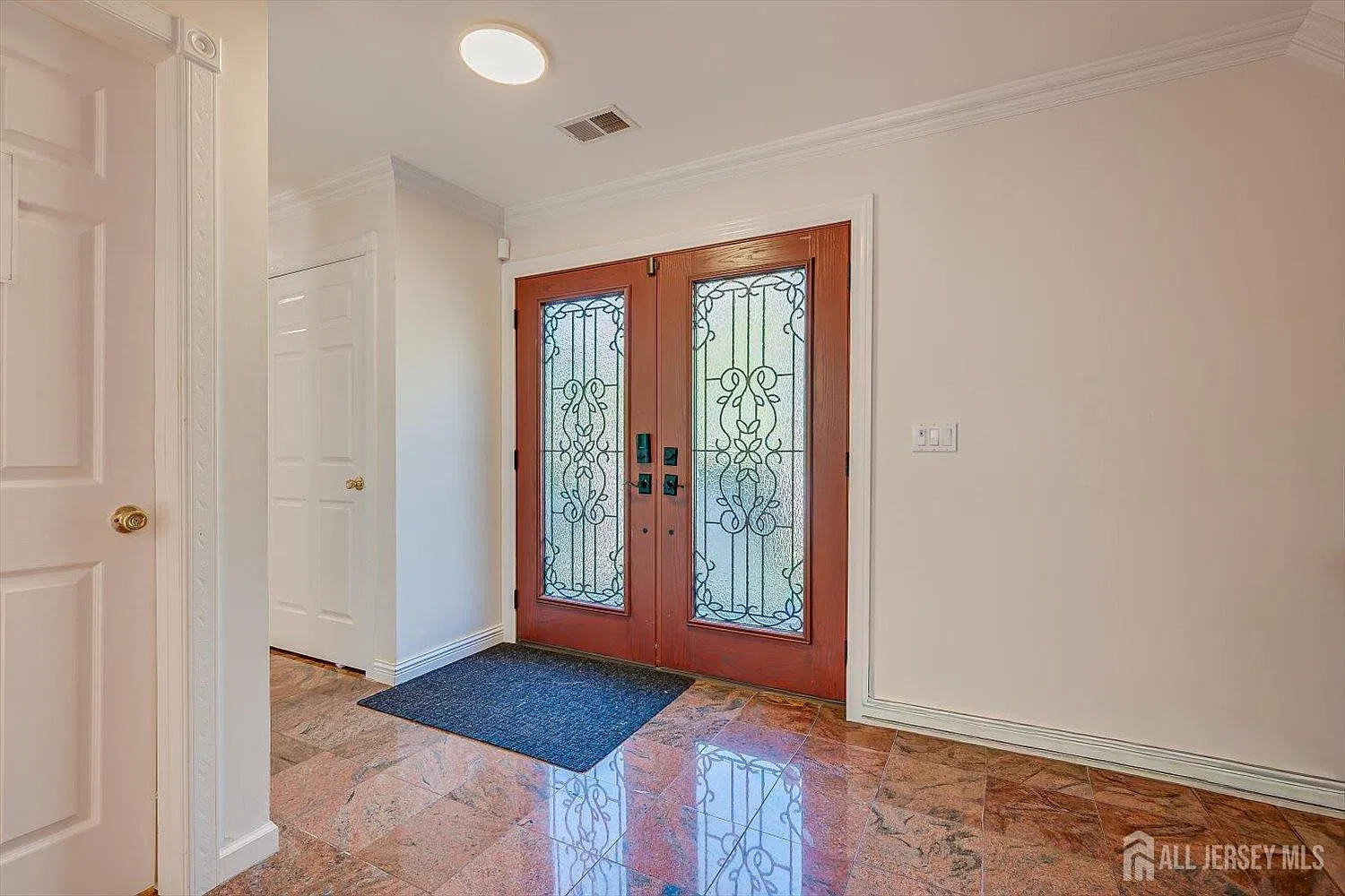 4 bed, 3.5 bath, $6,500 — Photo 4