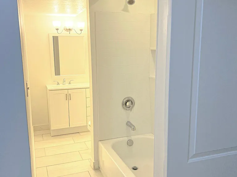 1863 S 460 W — Photo 12