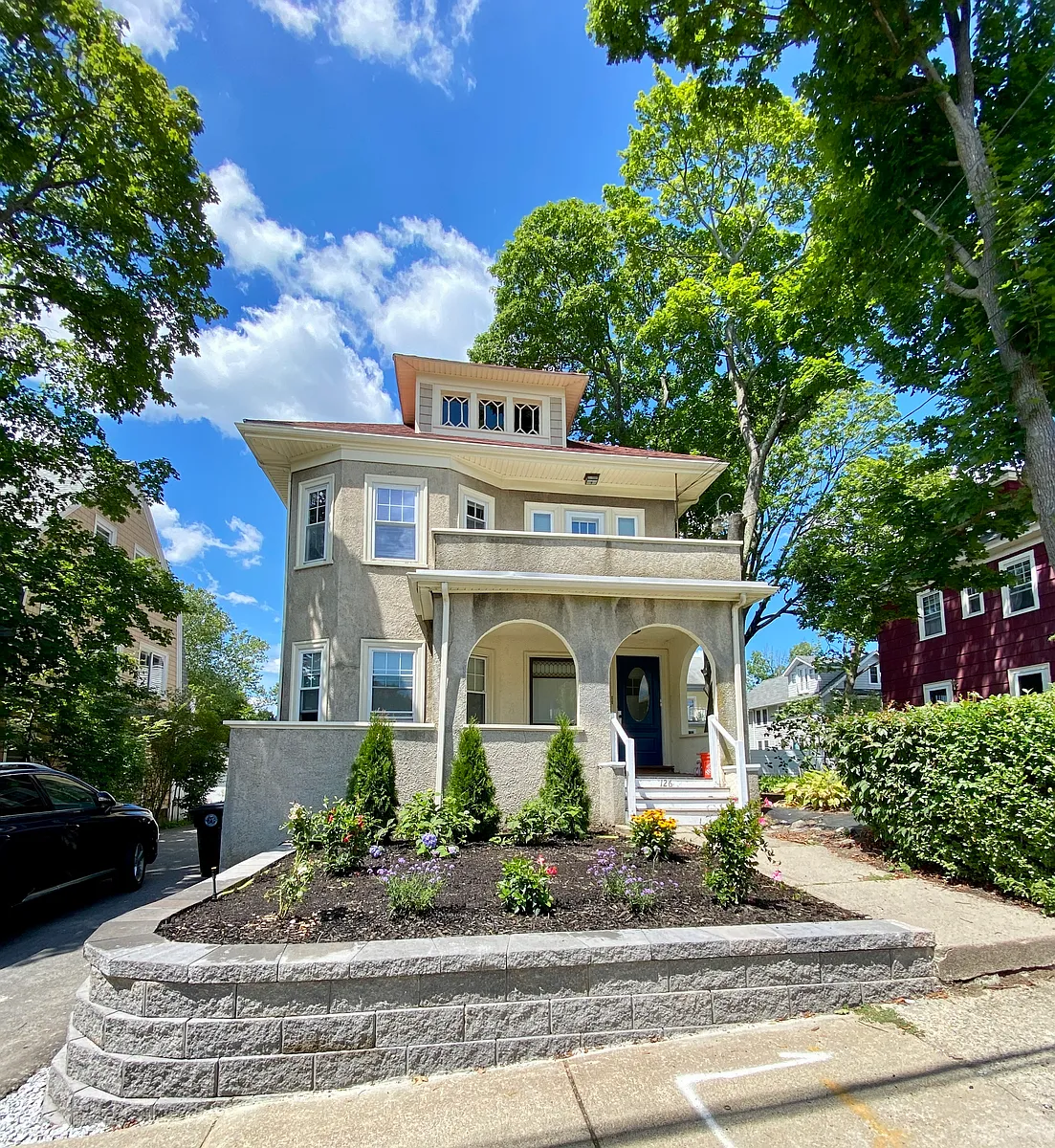 Building Photo - 126 Winsor Ave #1