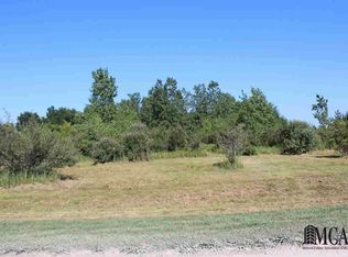 14 Timbers Rd, Monroe, MI 48117