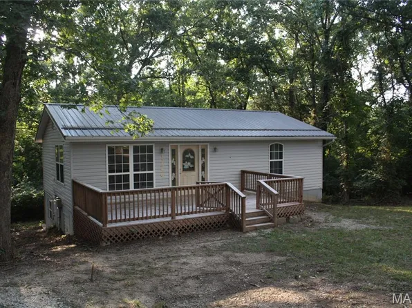 13546 E Sunrise Lake Dr, De Soto, MO 63020