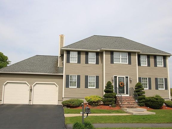 2nd image of 24 Birch Pond Dr