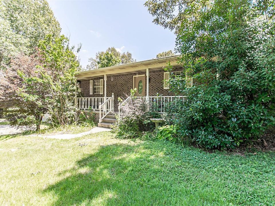 1st image of 421 County Road 304