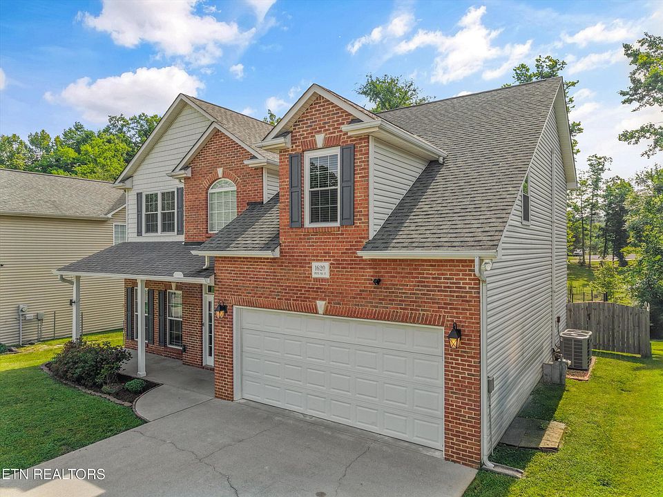 1st image of 1620 Spring Oak Ln