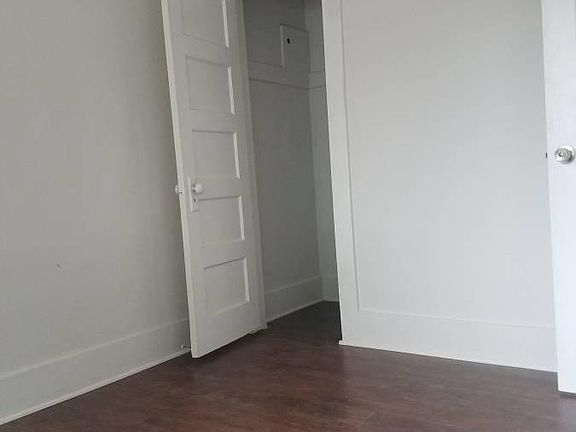 5th image of 3319 Roseview Ave