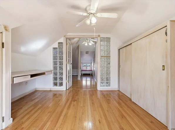 20 75th Street image 34 of 41