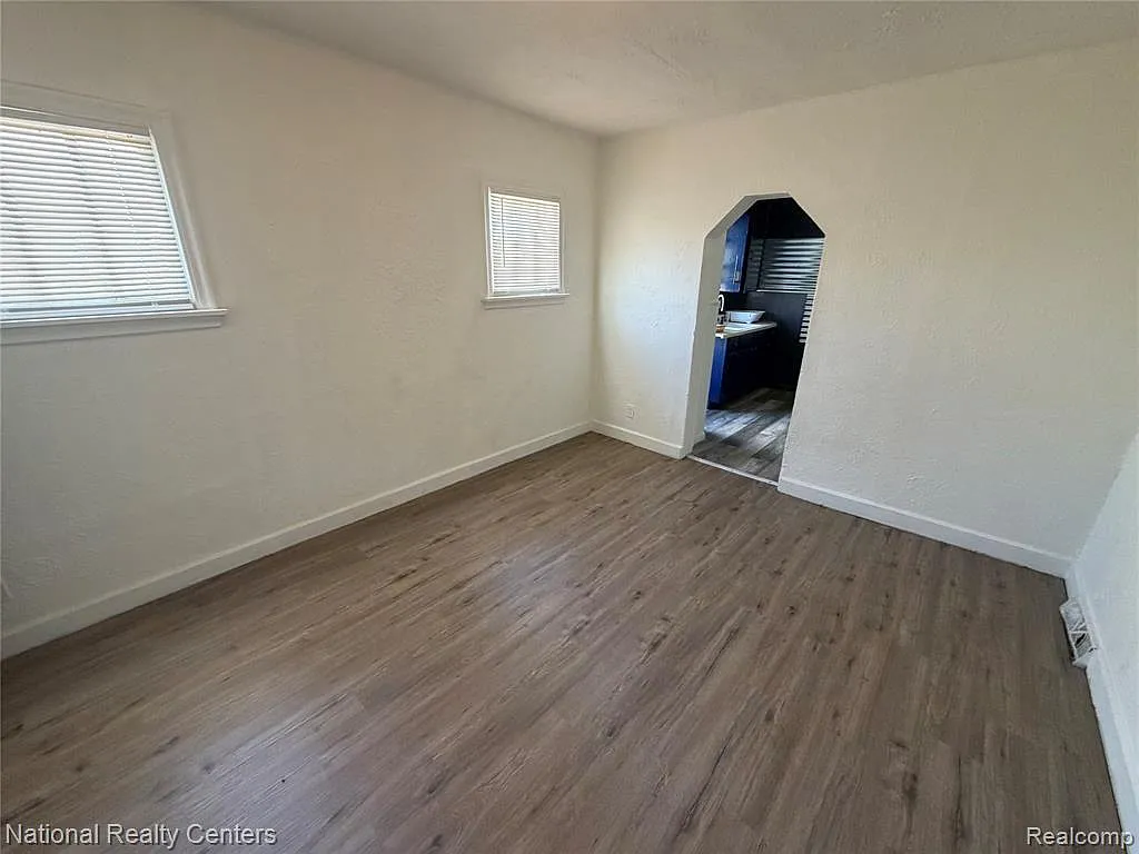 1 bed, 1.0 bath, 500 sqft, $875 — Photo 3