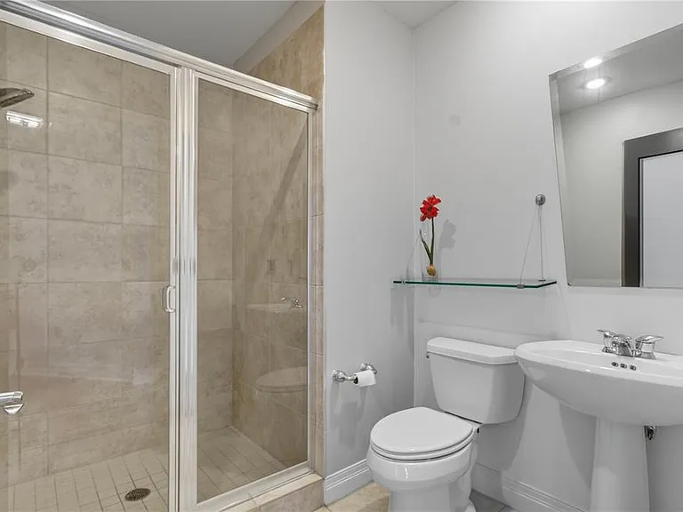 449 S 12th St #1504 — Photo 10